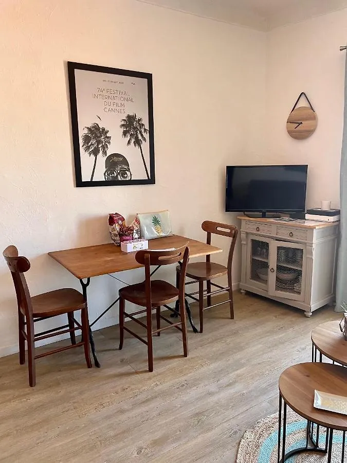 Joli Appartement A Cote Du Palais Des Festivals Cannes 0*,